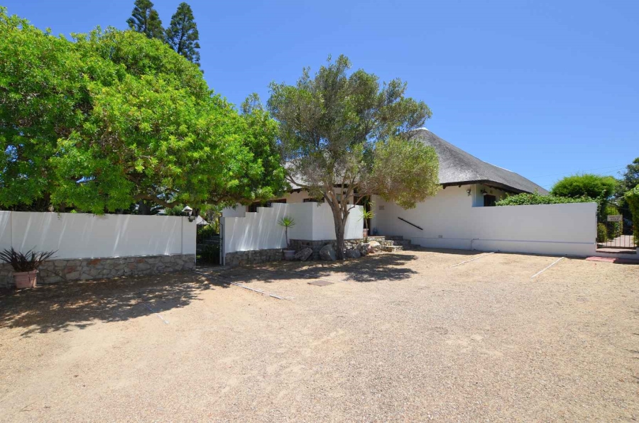 7 Bedroom Property for Sale in Westcliff Western Cape